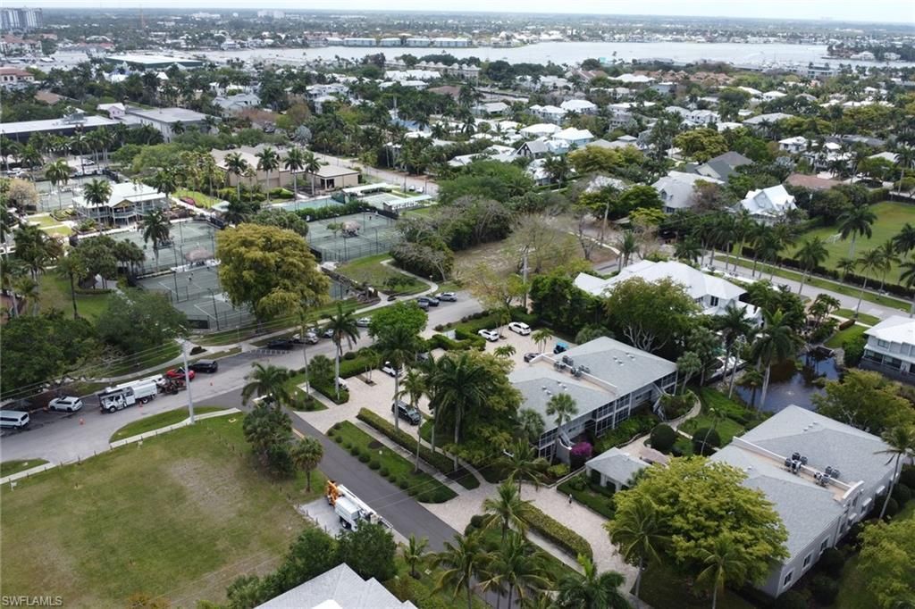 638 7th Ave S, Unit B638, Naples, FL 34102 Photo