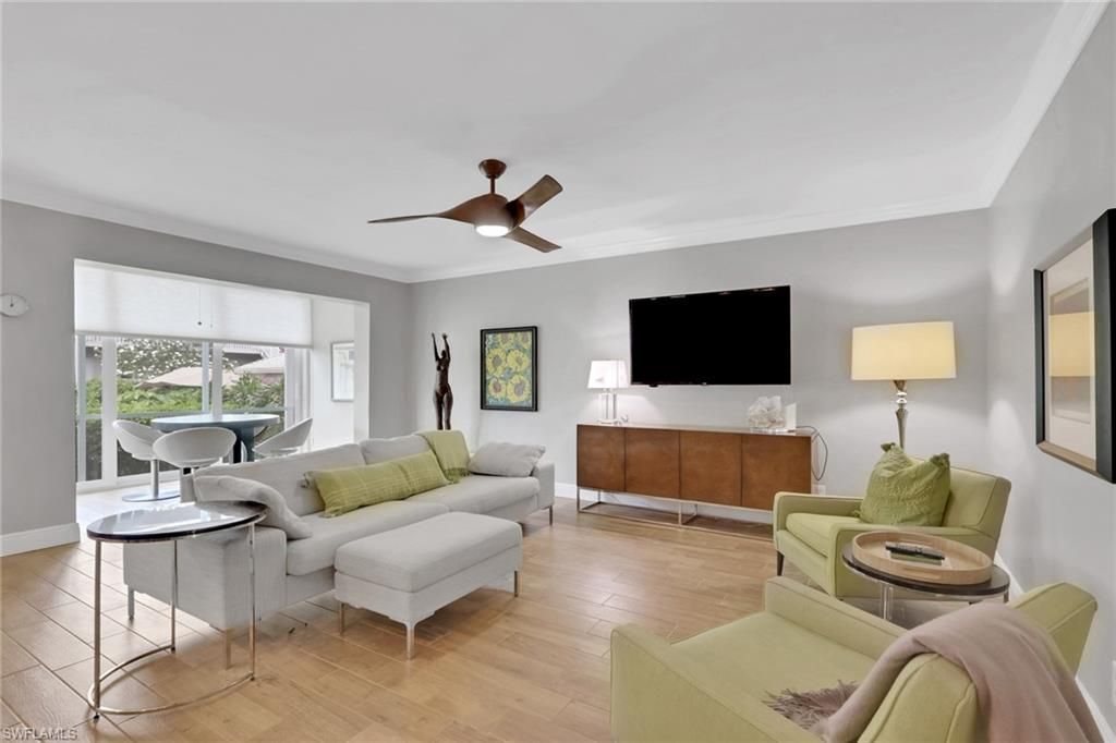 638 7th Ave S, Unit B638, Naples, FL 34102 Photo