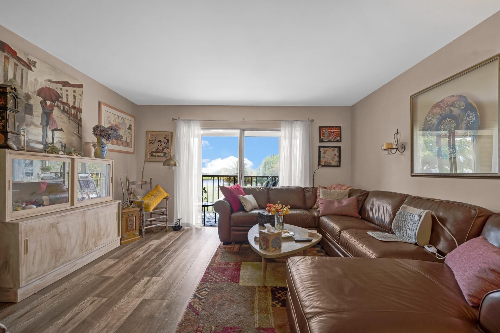 6936 Huntington Lane, Unit 204, Delray Beach, FL 33446 Photo