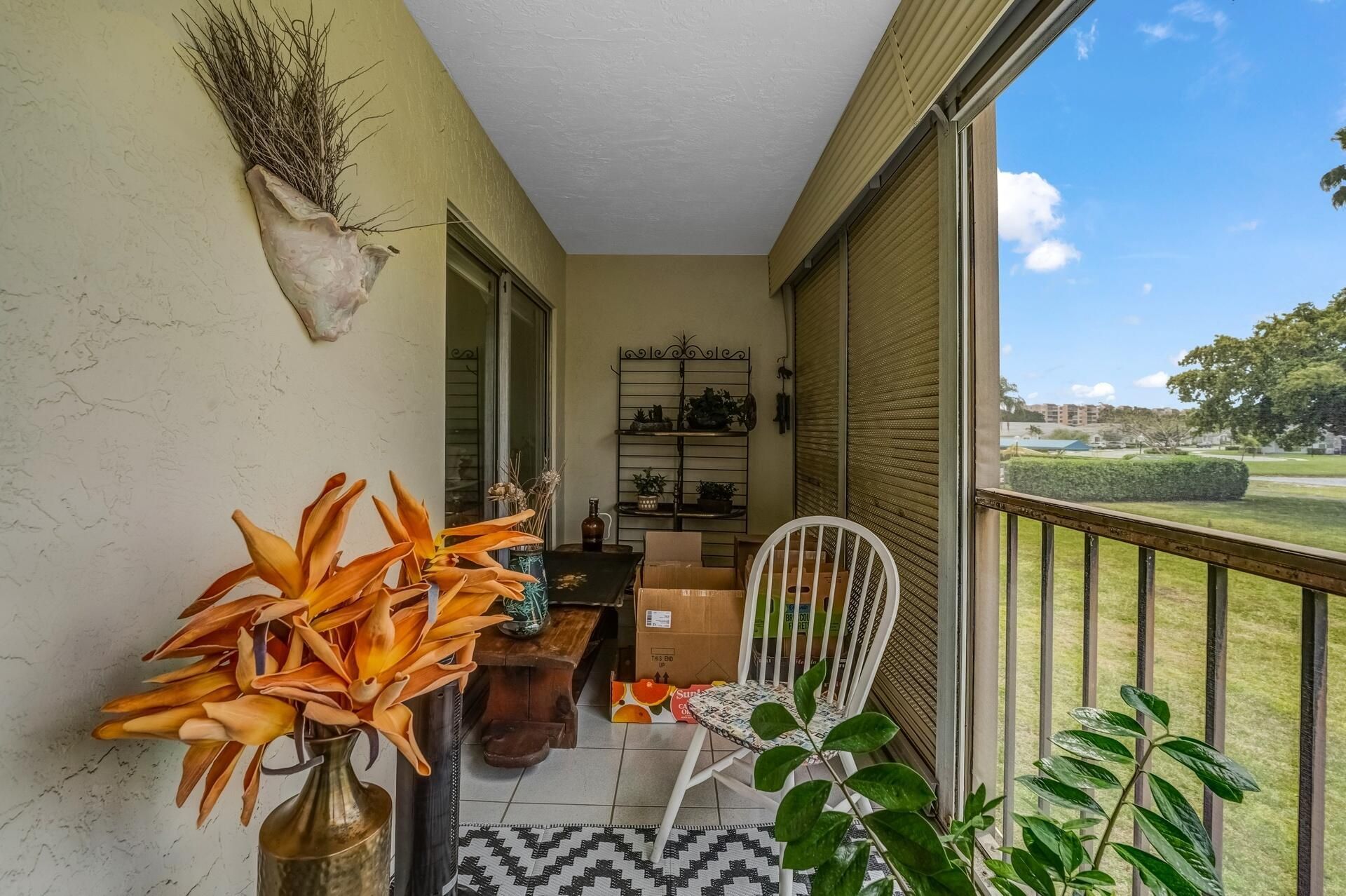 6936 Huntington Lane, Unit 204, Delray Beach, FL 33446 Photo