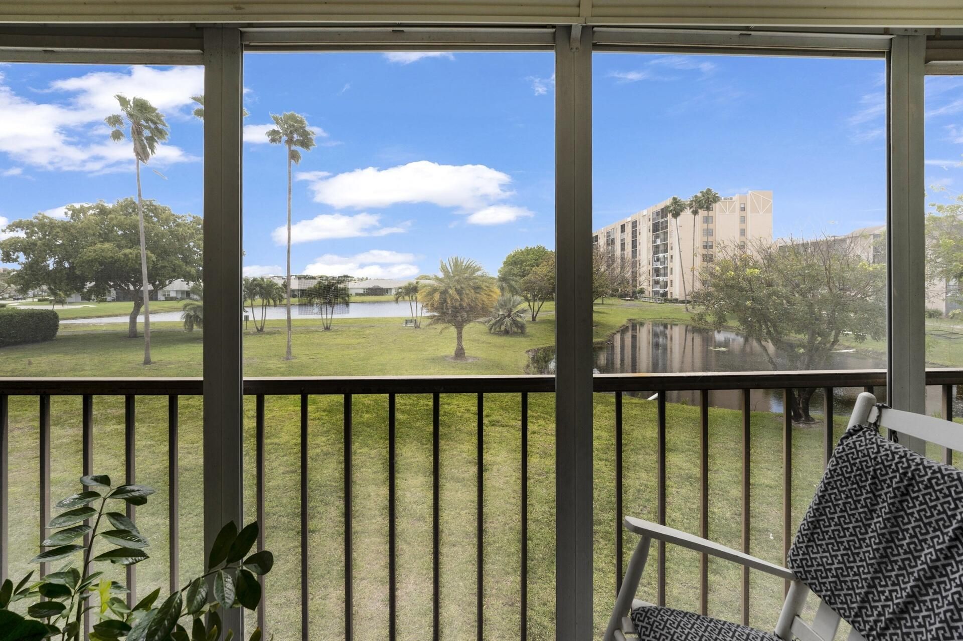 6936 Huntington Lane, Unit 204, Delray Beach, FL 33446 Photo