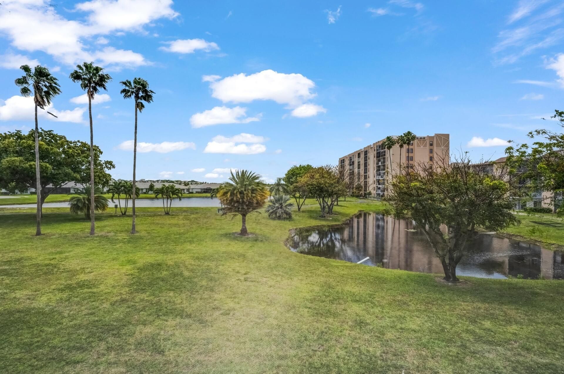 6936 Huntington Lane, Unit 204, Delray Beach, FL 33446 Photo