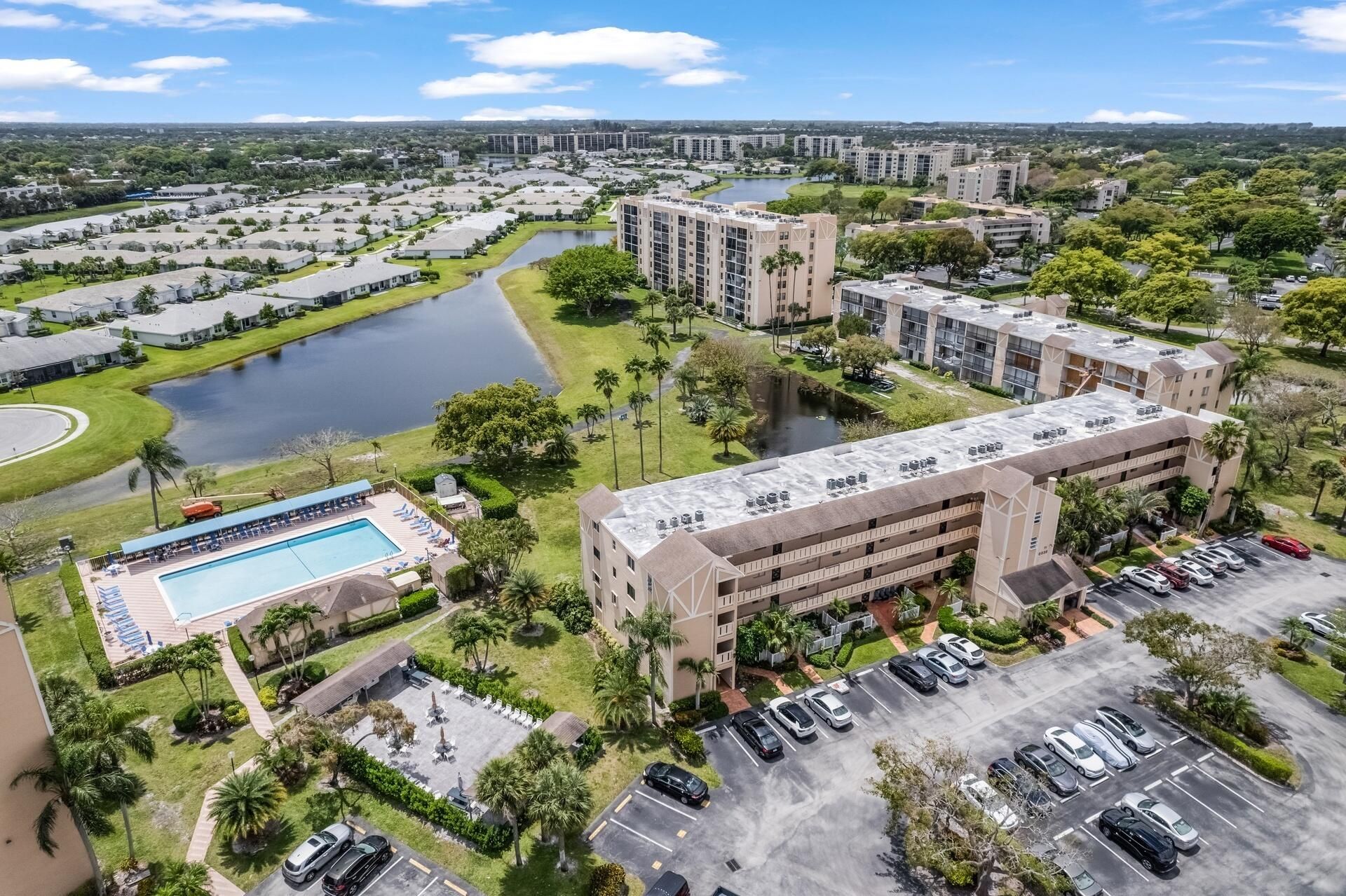 6936 Huntington Lane, Unit 204, Delray Beach, FL 33446 Photo