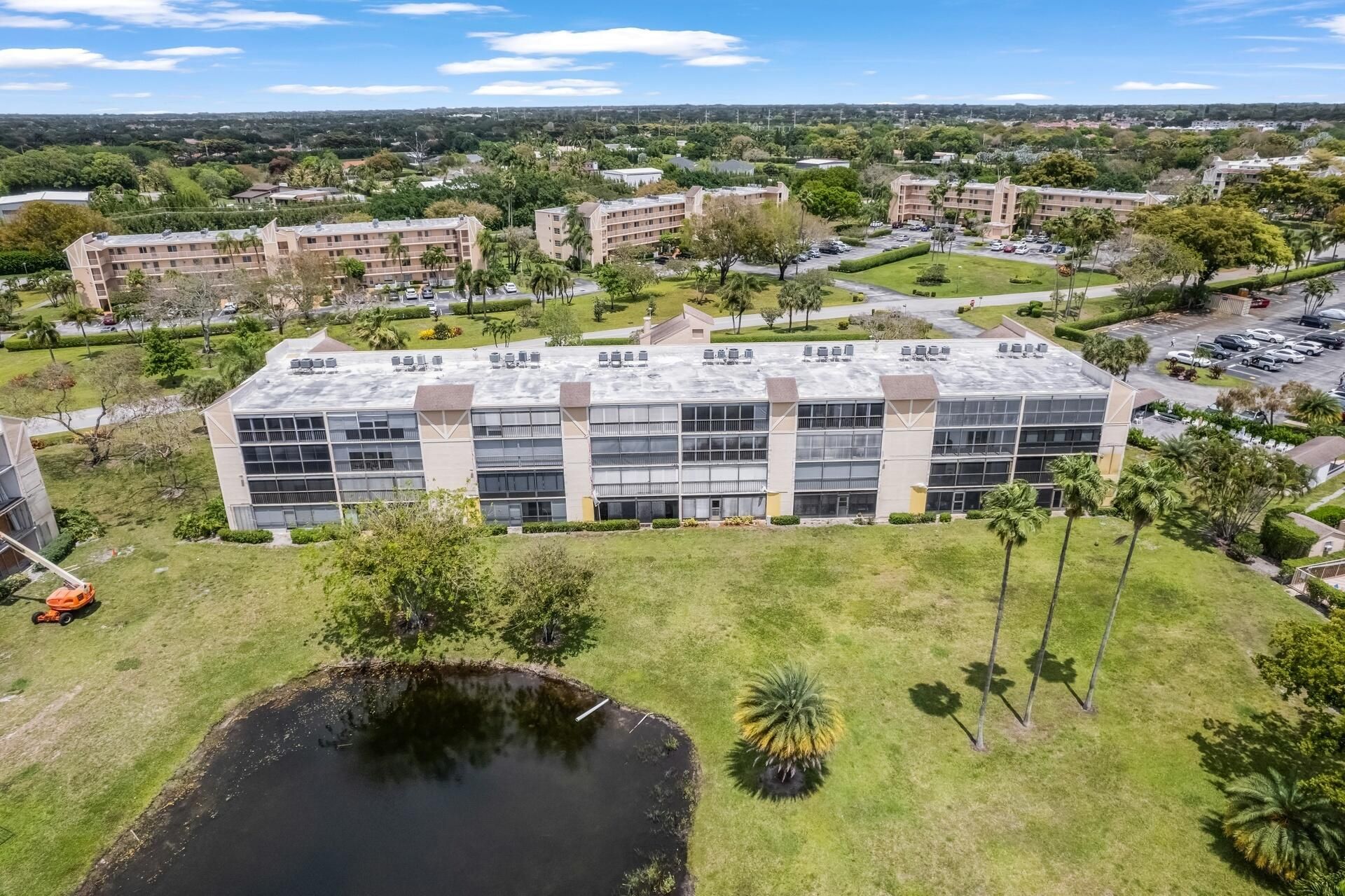 6936 Huntington Lane, Unit 204, Delray Beach, FL 33446 Photo