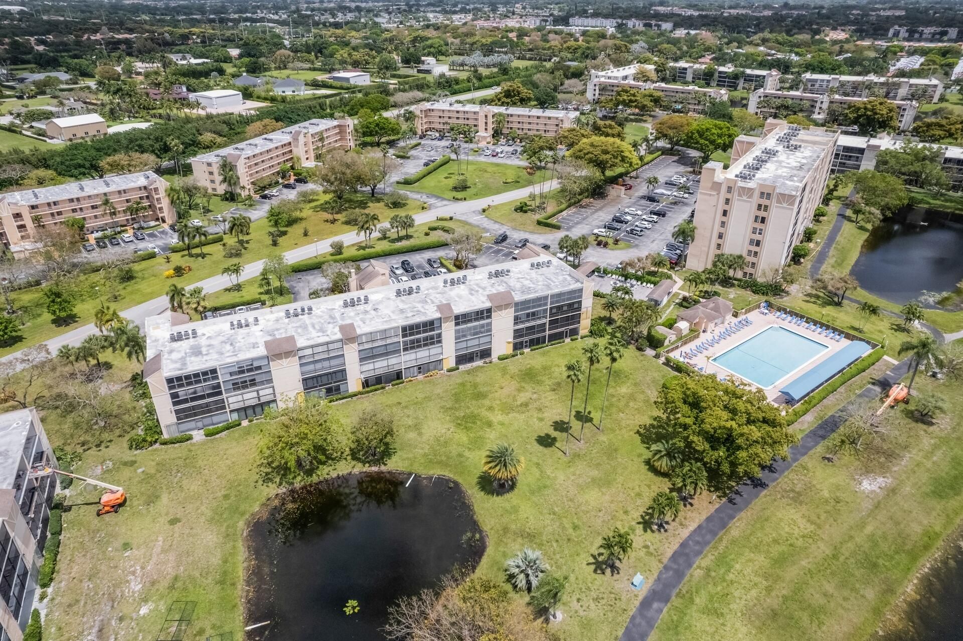 6936 Huntington Lane, Unit 204, Delray Beach, FL 33446 Photo