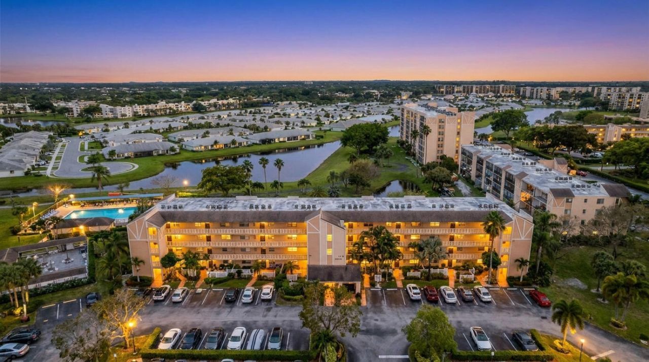 6936 Huntington Lane, Unit 204, Delray Beach, FL 33446 Photo