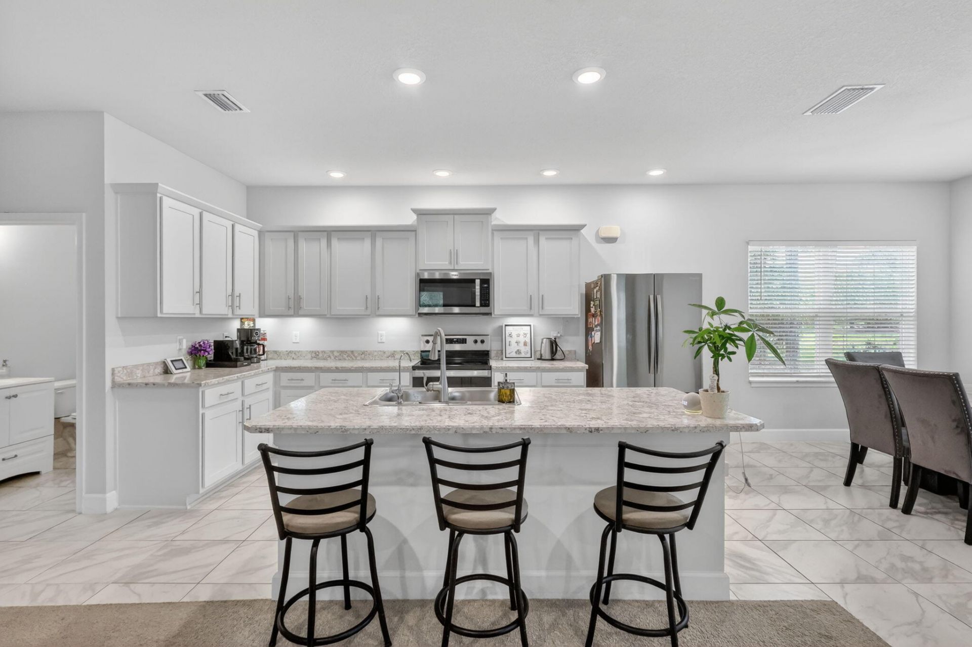 674 NE Turtleback Trail, Port Saint Lucie, FL 34983 Photo