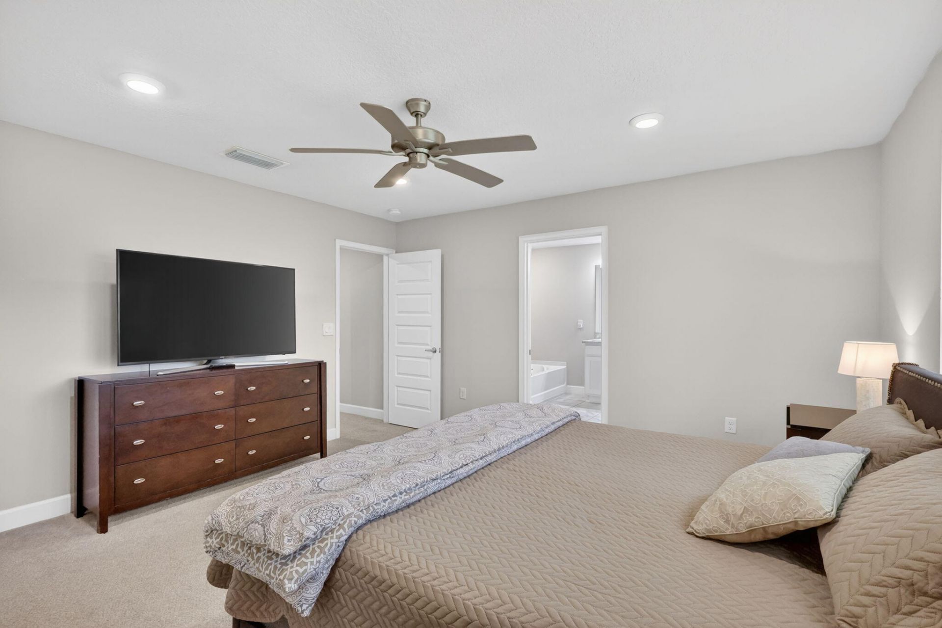 674 NE Turtleback Trail, Port Saint Lucie, FL 34983 Photo