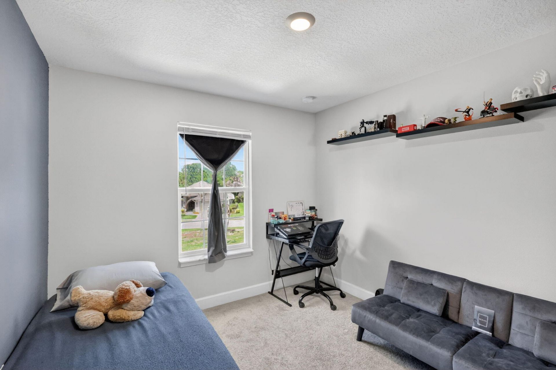 674 NE Turtleback Trail, Port Saint Lucie, FL 34983 Photo