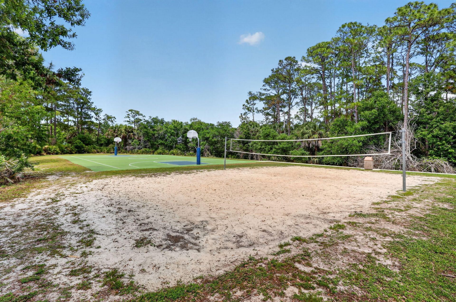 674 NE Turtleback Trail, Port Saint Lucie, FL 34983 Photo