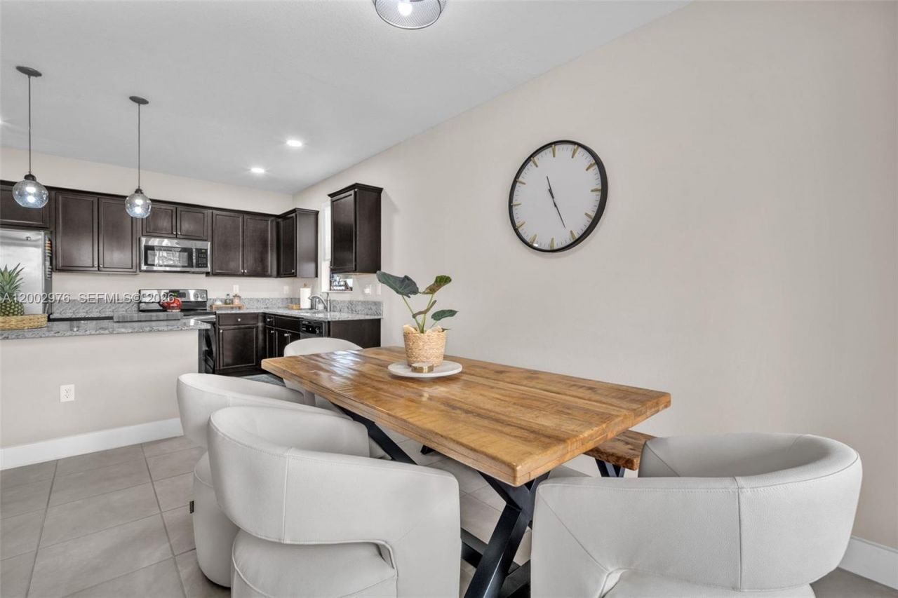 3525 W 94th St , Hialeah, FL 33018 Photo