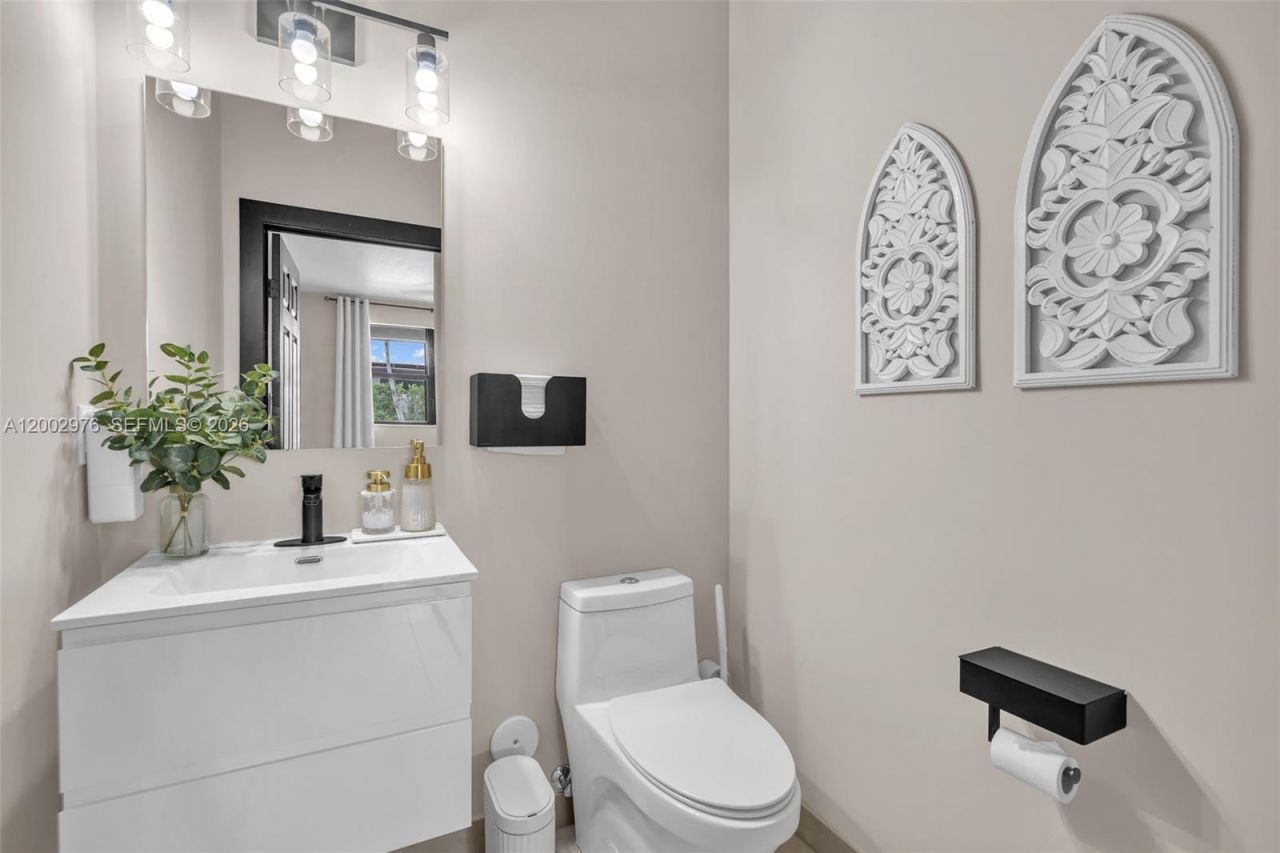 3525 W 94th St , Hialeah, FL 33018 Photo