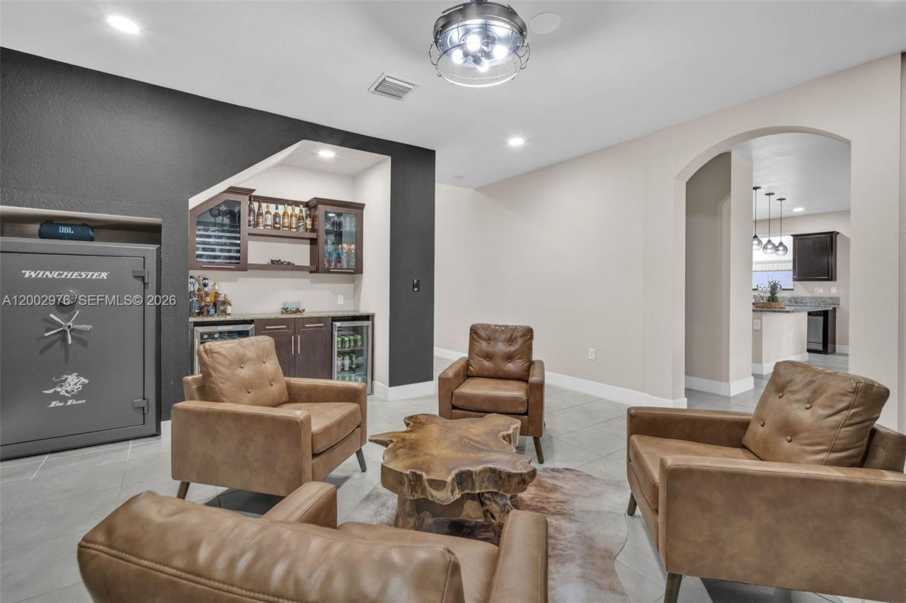 3525 W 94th St , Hialeah, FL 33018 Photo