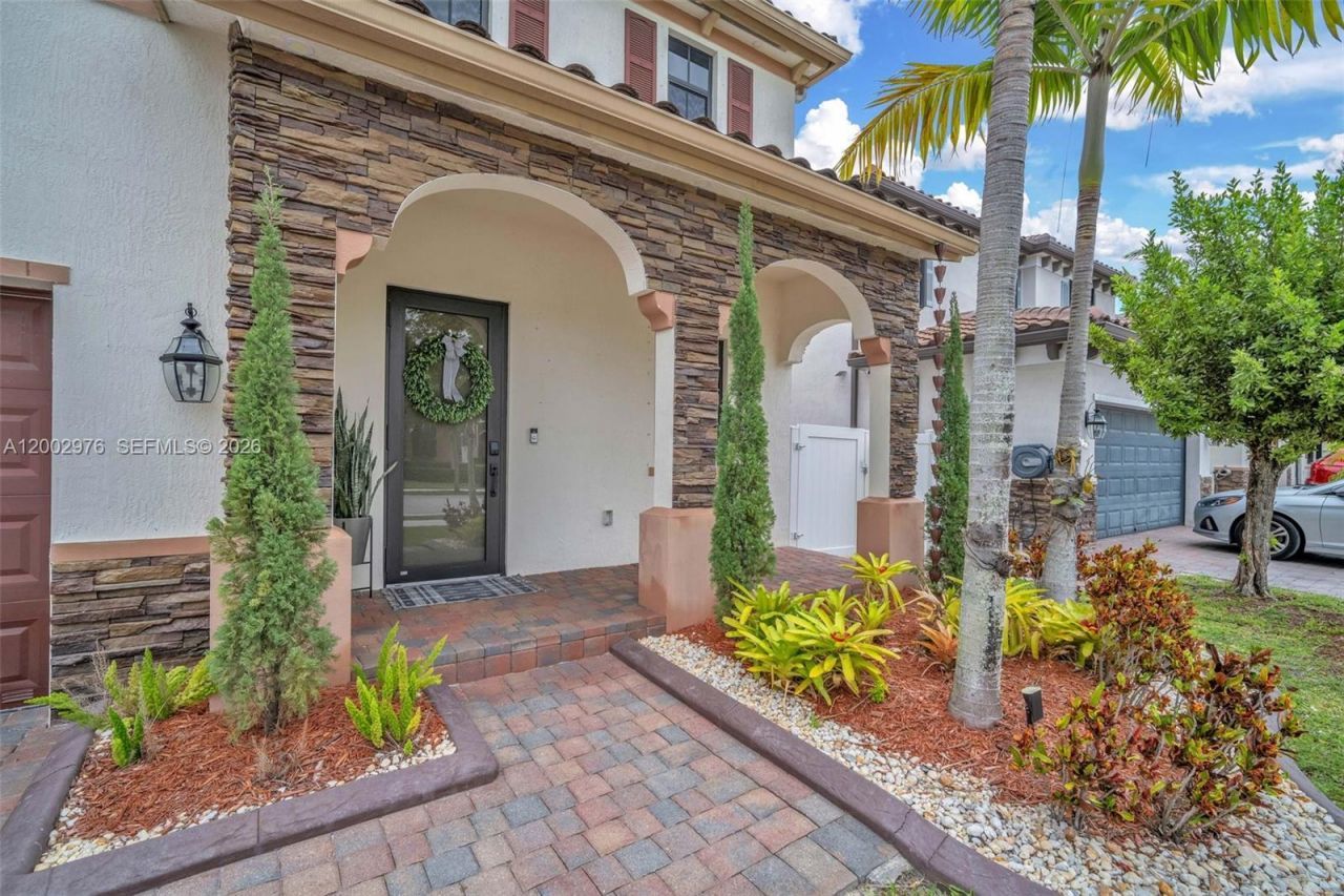 3525 W 94th St , Hialeah, FL 33018 Photo