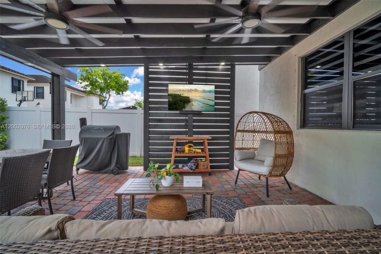 3525 W 94th St , Hialeah, FL 33018 Photo