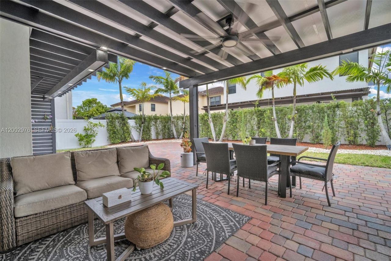 3525 W 94th St , Hialeah, FL 33018 Photo