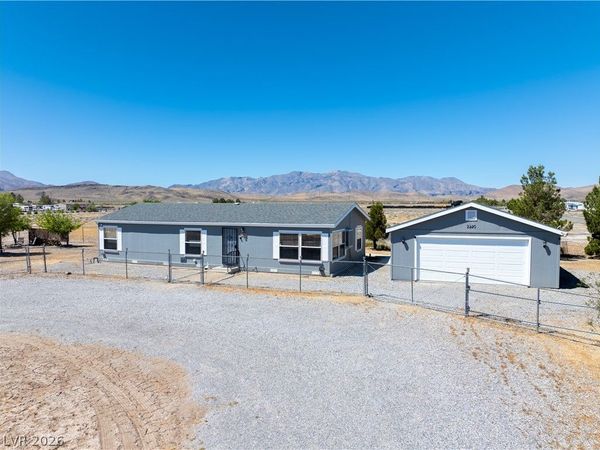 2220 S Bannavitch Street , Pahrump, NV 89048