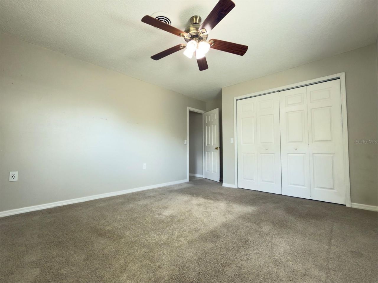 4850 Lake Shore Drive , Saint Cloud, FL 34772 Photo