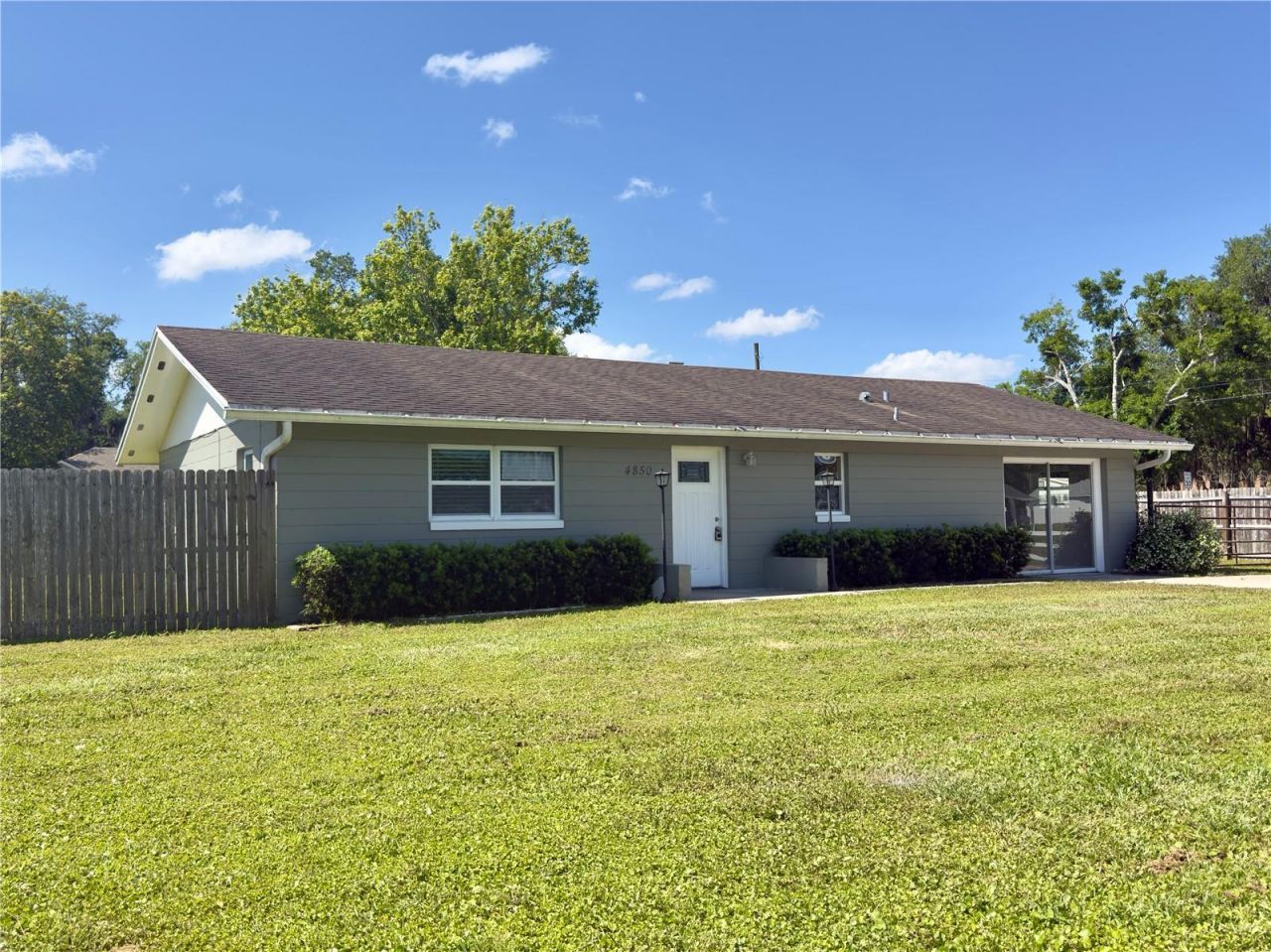 4850 Lake Shore Drive , Saint Cloud, FL 34772 Photo