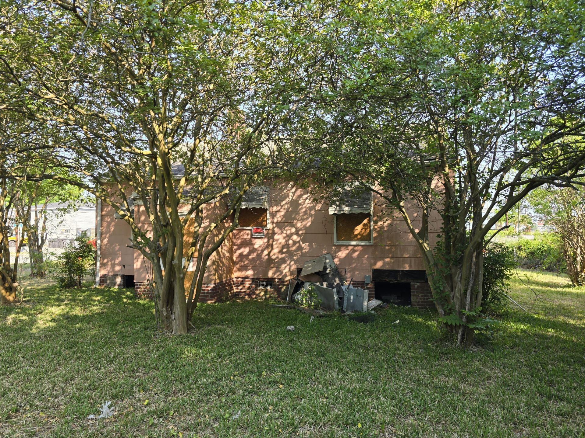 1809 Grayson Street Photo 9