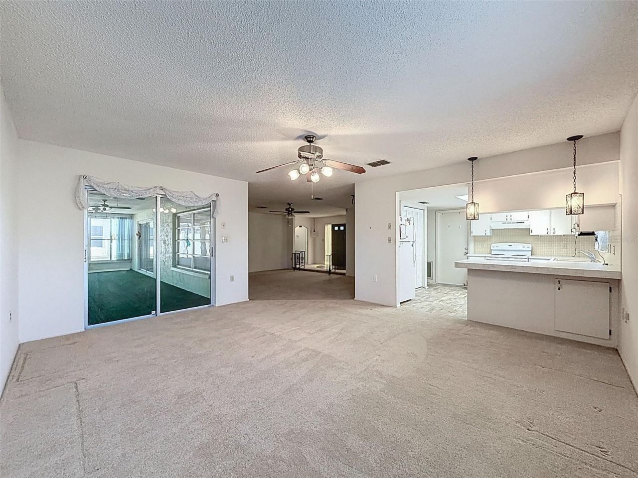 9811 Woodstock Lane , Port Richey, FL 34668 Photo