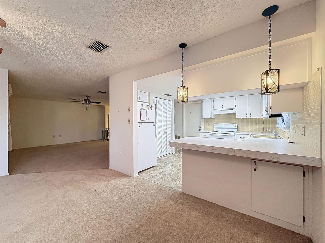 9811 Woodstock Lane , Port Richey, FL 34668 Photo