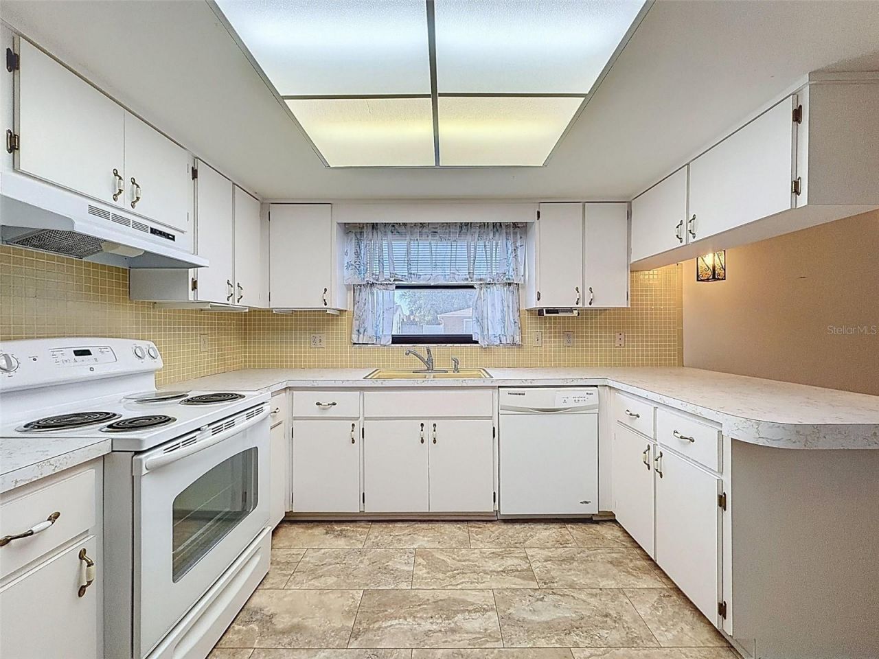 9811 Woodstock Lane , Port Richey, FL 34668 Photo