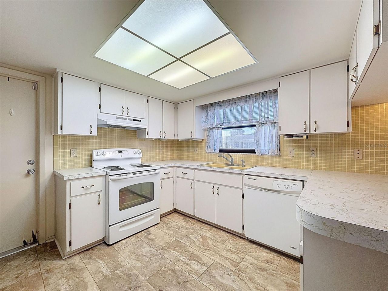 9811 Woodstock Lane , Port Richey, FL 34668 Photo