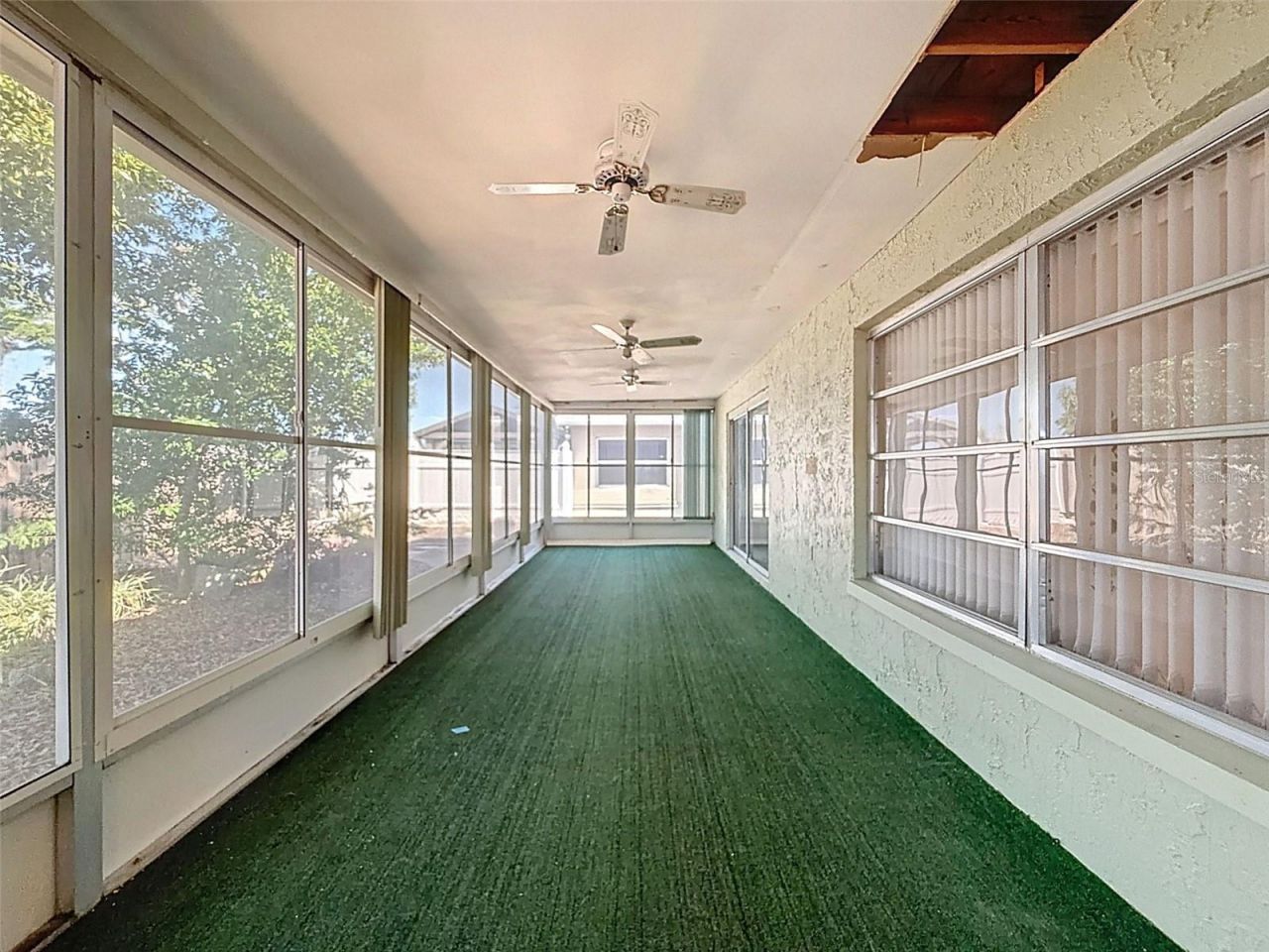 9811 Woodstock Lane , Port Richey, FL 34668 Photo