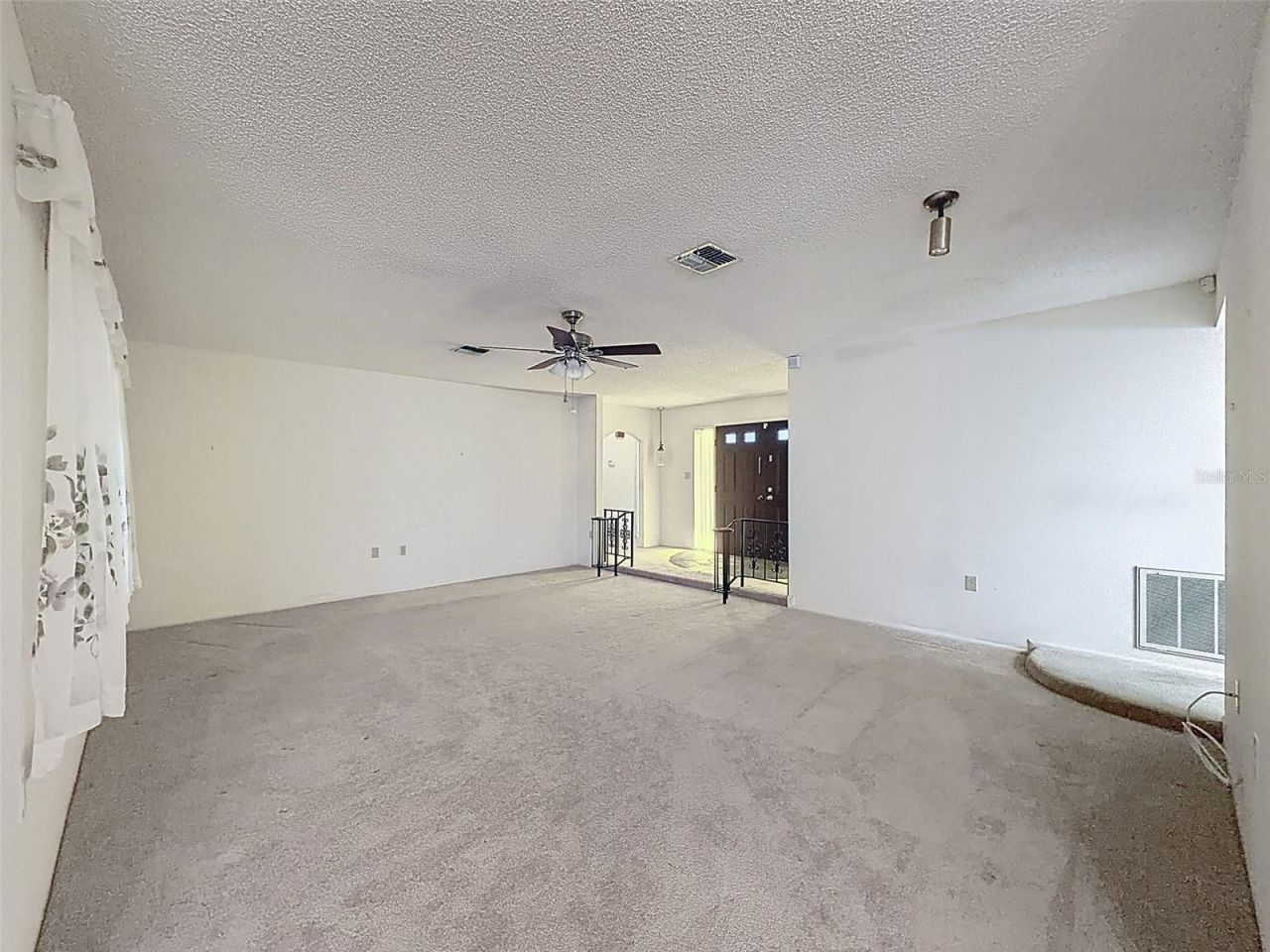 9811 Woodstock Lane , Port Richey, FL 34668 Photo