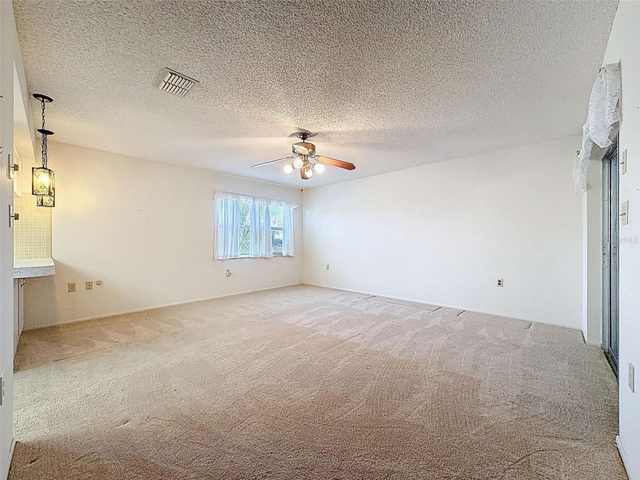 9811 Woodstock Lane , Port Richey, FL 34668 Photo