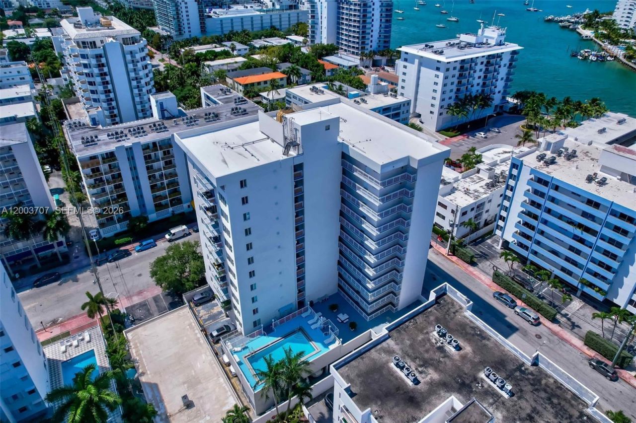 1345 Lincoln Rd , Unit 501, Miami Beach, FL 33139 Photo
