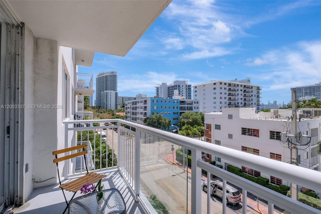 1345 Lincoln Rd , Unit 501, Miami Beach, FL 33139 Photo