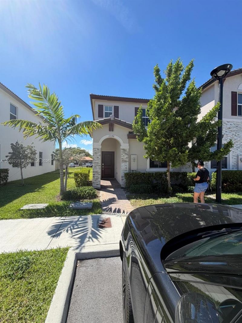 12148 NW 24th Pl , Unit 12148, Miami, FL 33167 Photo