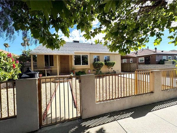 1508 E Queensdale , Compton, CA 90221