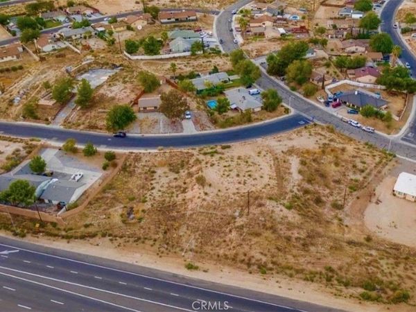 16297 Pepper tree Drive , Victorville, CA 92395