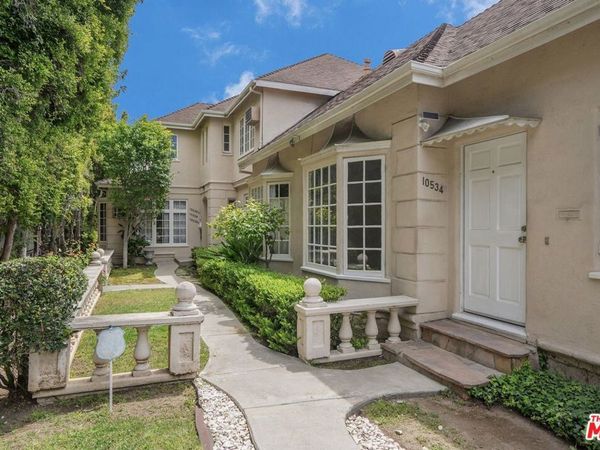 10534 Eastborne Avenue , Los Angeles, CA 90024