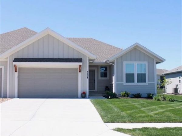 5008 N 145th Street, Basehor, KS 66007
