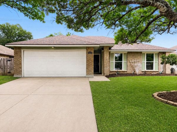 409 Kathleen LN, Leander, TX 78641
