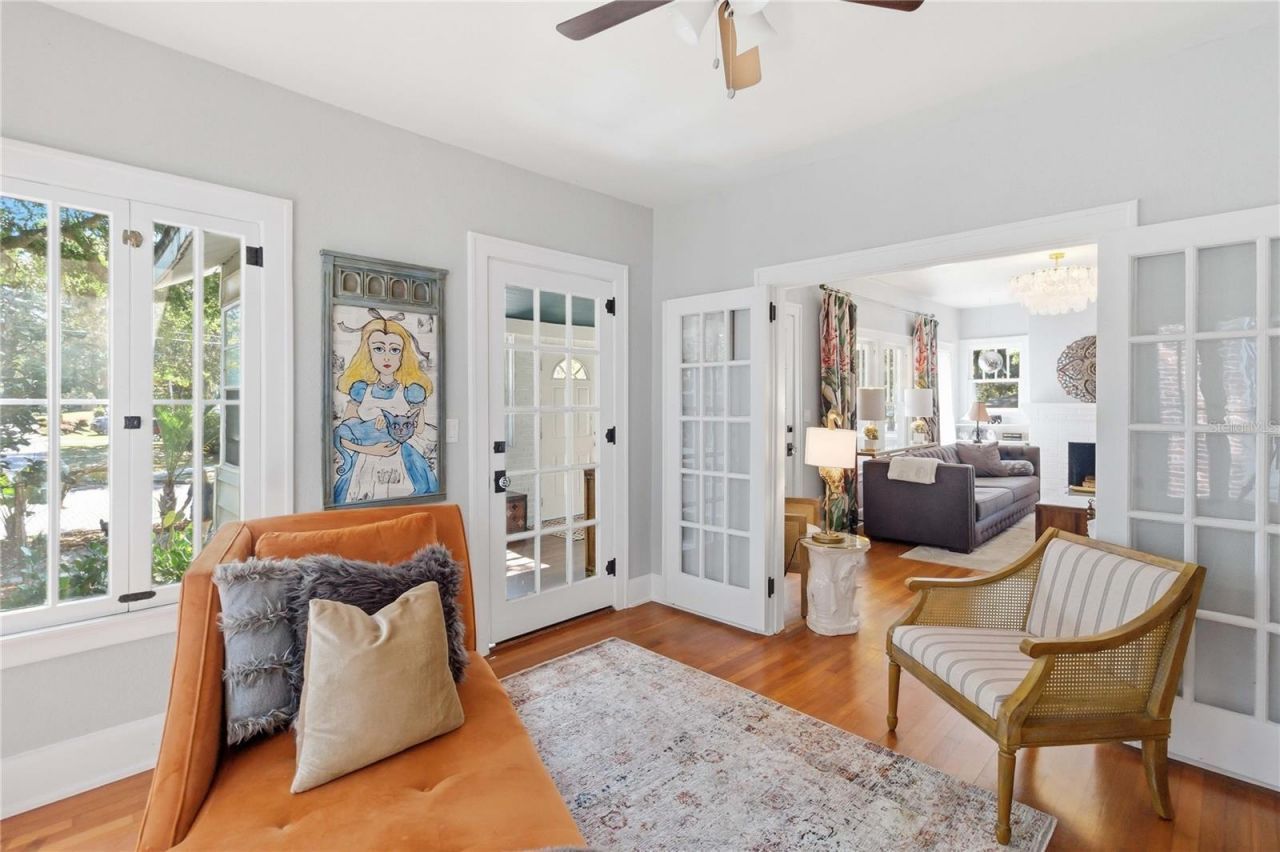 122 N Mills Avenue , Orlando, FL 32801 Photo