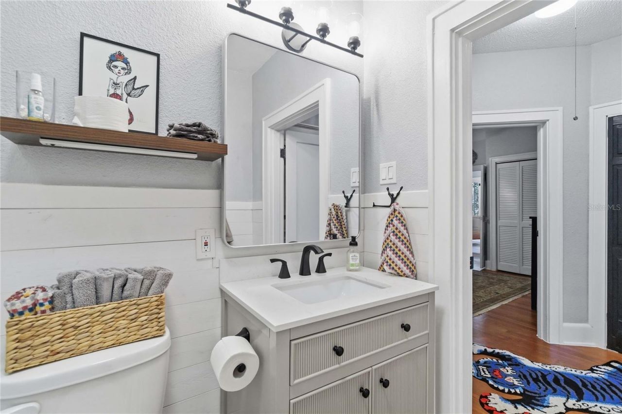 122 N Mills Avenue , Orlando, FL 32801 Photo