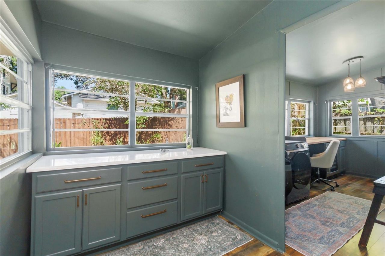 122 N Mills Avenue , Orlando, FL 32801 Photo