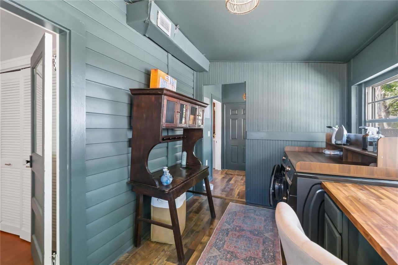 122 N Mills Avenue , Orlando, FL 32801 Photo