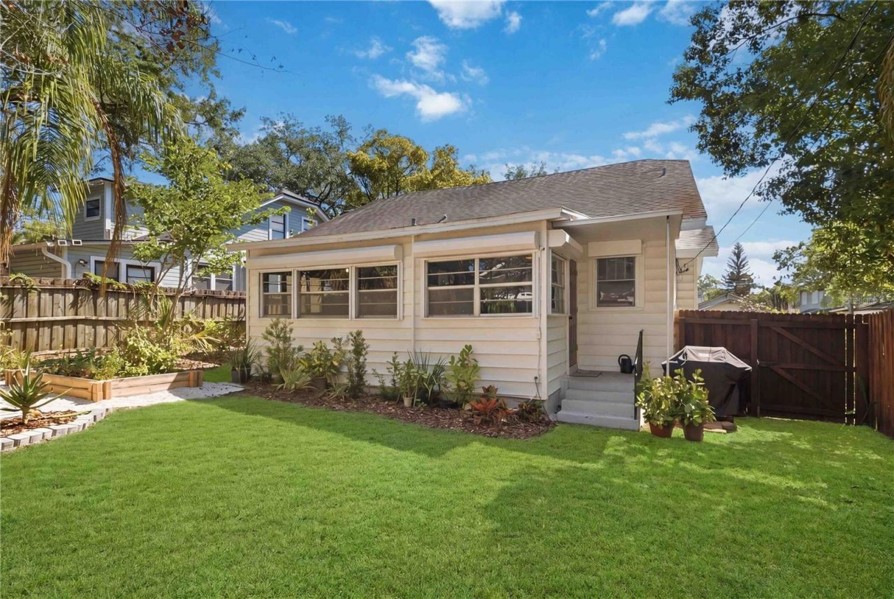 122 N Mills Avenue , Orlando, FL 32801 Photo