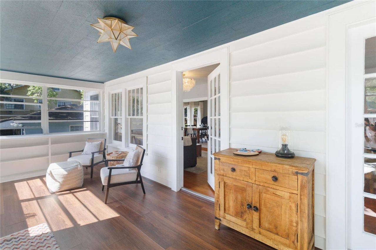 122 N Mills Avenue , Orlando, FL 32801 Photo