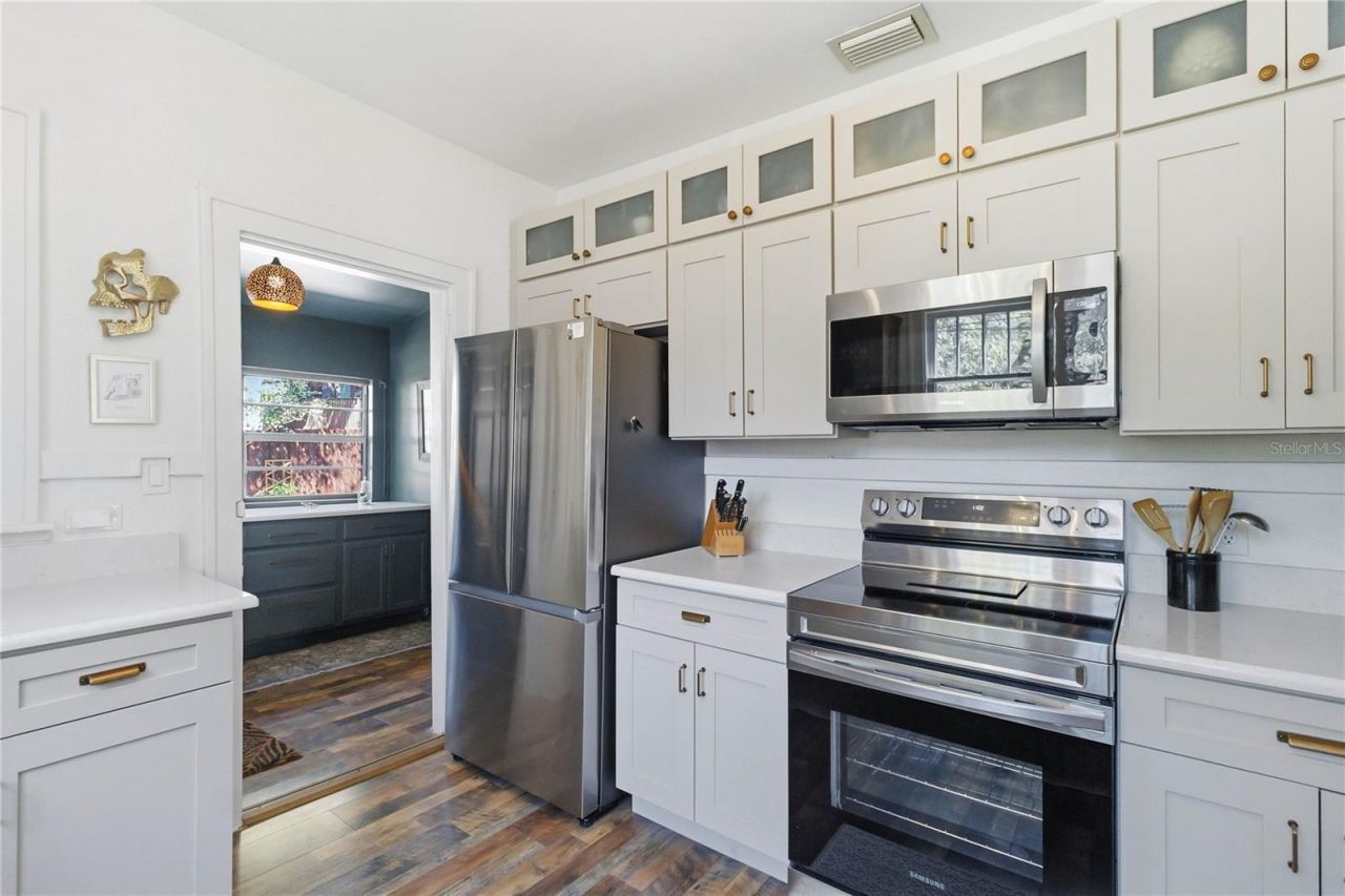 122 N Mills Avenue , Orlando, FL 32801 Photo