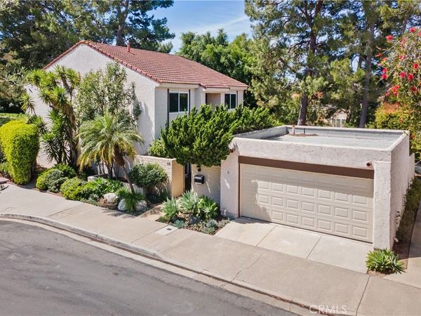 19 Whitewood, Irvine, CA 92612