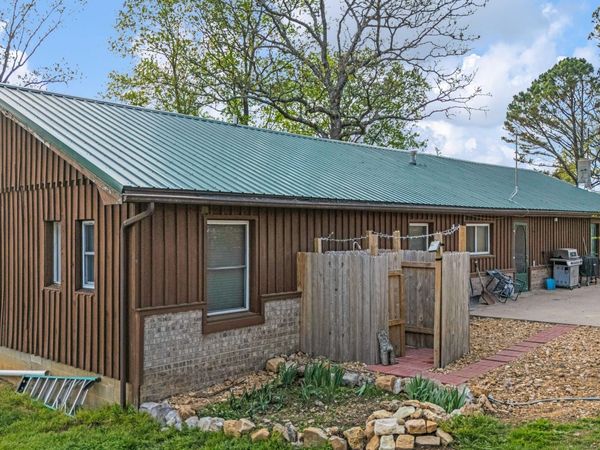 550 County Road 1990, Willow Springs, MO 65793