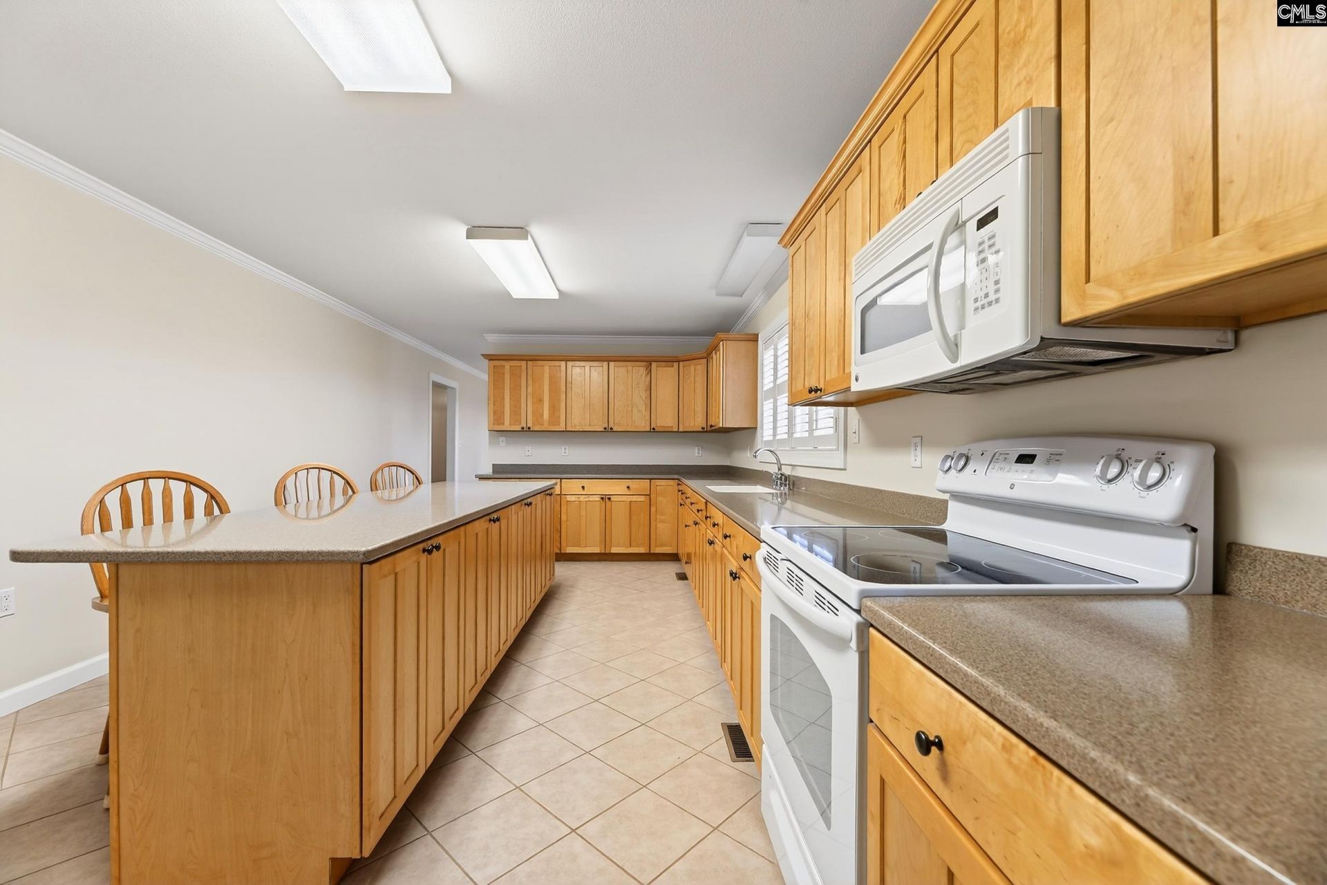 993 Pickett Level Road Photo 7