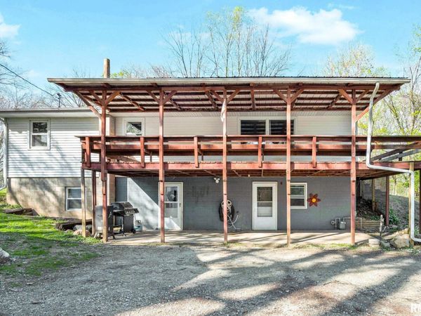 22588 N Creek Road, Canton, IL 61520